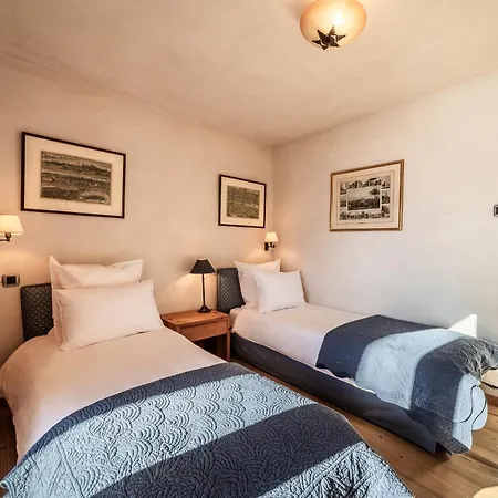 Capel - By Emerald *