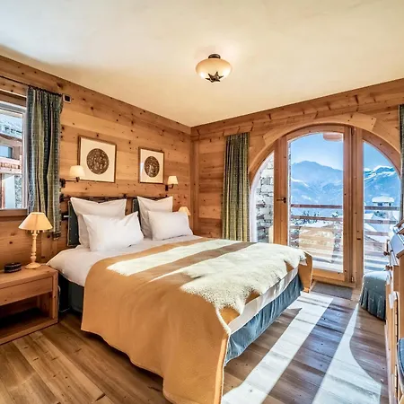 Capel - By Emerald * Verbier