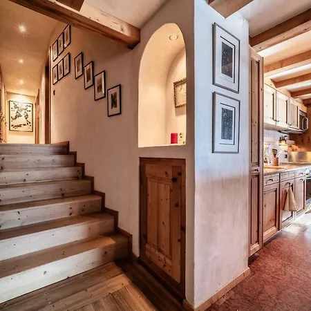 Capel - By Emerald * ヴェルビエール