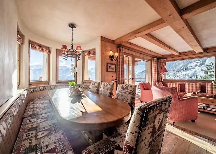 Capel - By Emerald Apartman *