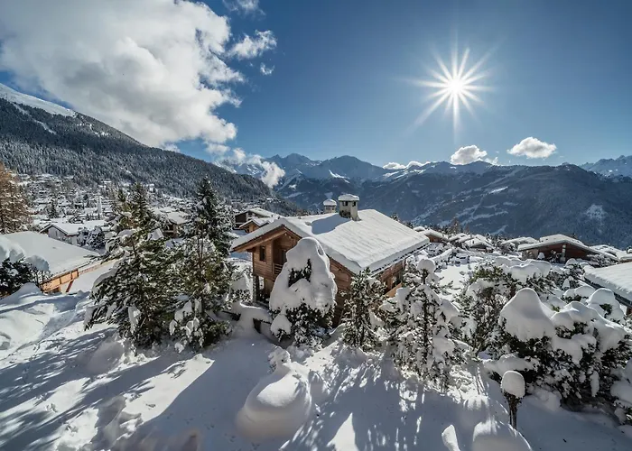 Capel - By Emerald Apartman