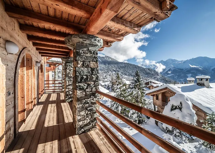 Capel - By Emerald Apartman