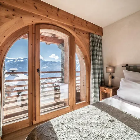 Capel - By Emerald * Verbier