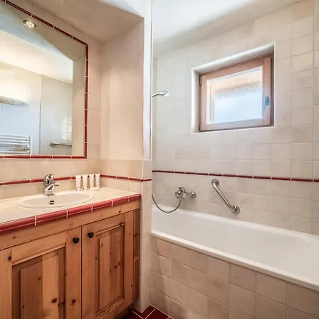 Capel - By Emerald Apartamento